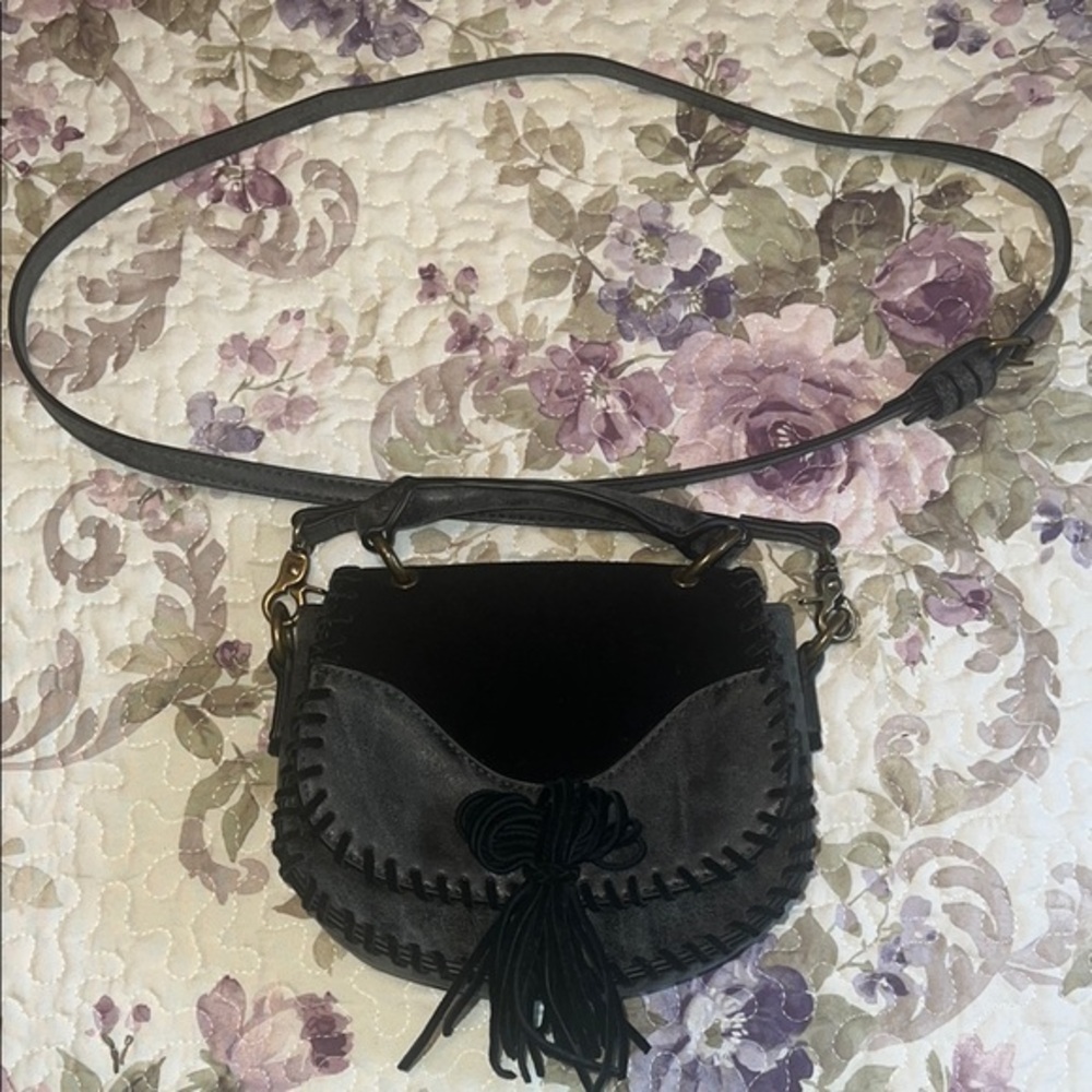 Elle & Joe Gypset Black and Gray Crossbody Bag with Adjustable Strap and Fringe